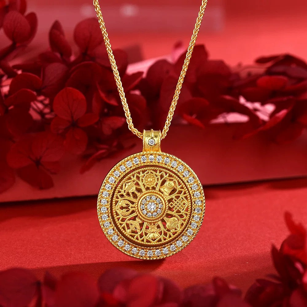 【BLESSED: Best Luck in 2025】Gold-plated diamond eight-treasure compass pendant, luck necklace, luck beads, gold-plated, no fading