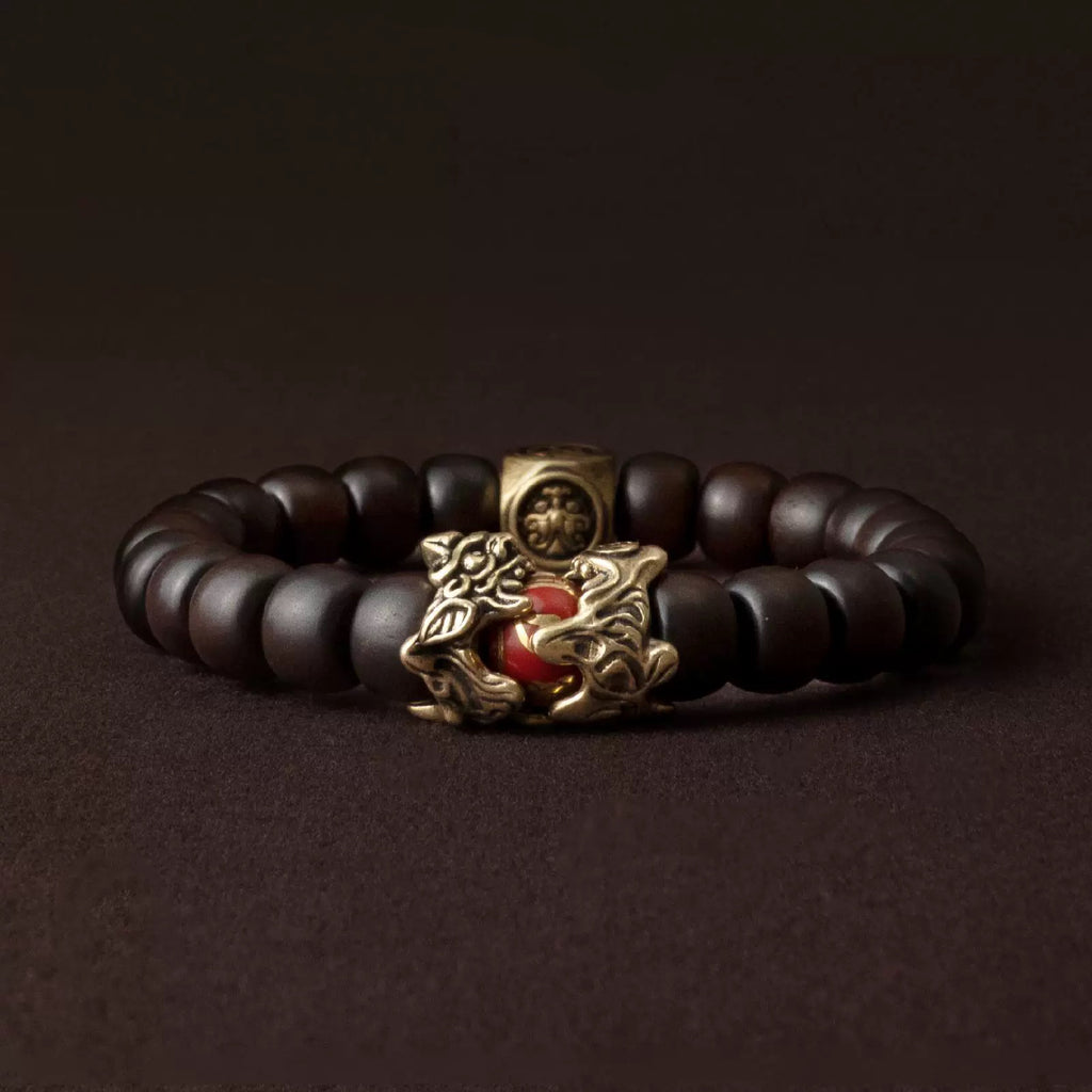 【Ward Off Evil & Change Your Destiny】Lightning-struck Wooden Pixiu Fortune-attracting Bracelet to Ward Off Evil and Bring Peace and Blessings