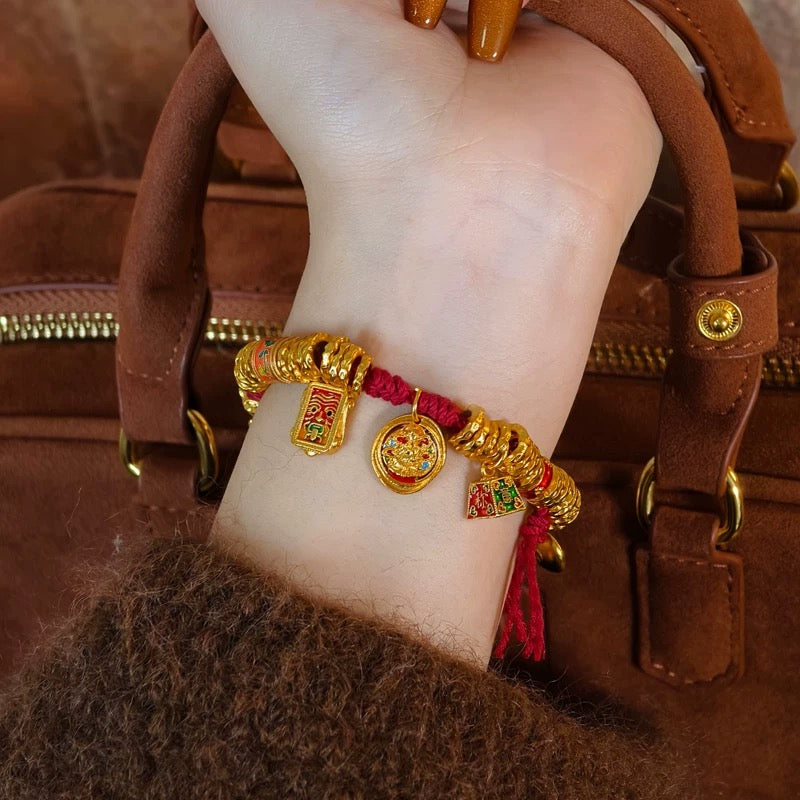 【Your Experience with Abundance Starts Now】 Gold God of Wealth Bracelet for Women New Retro High-end Red Rope Bracelet