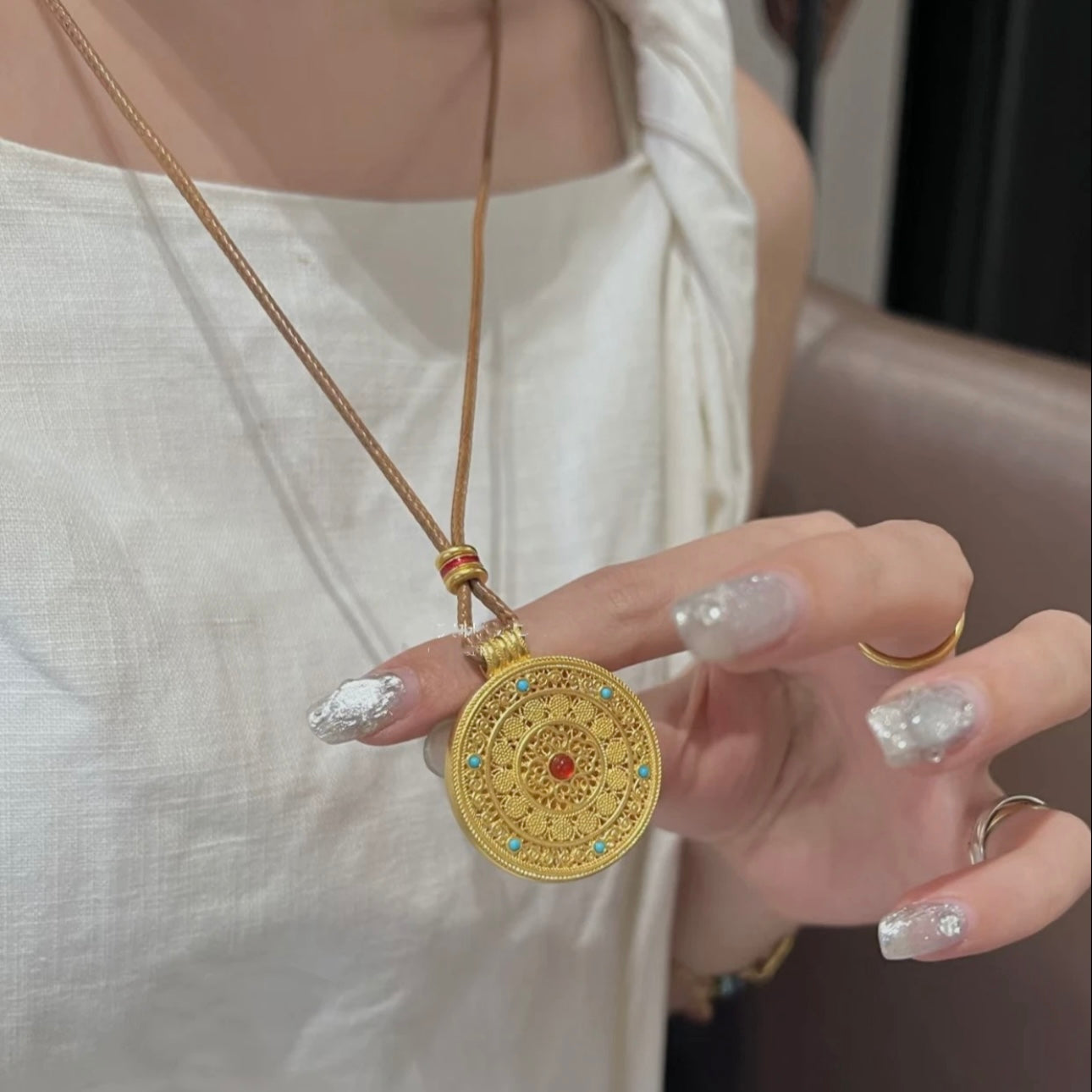 【Last Day Only at $19.99】-- Gold-plated diamond eight-treasure compass pendant, luck necklace, luck beads, gold-plated, no fading Rerhy