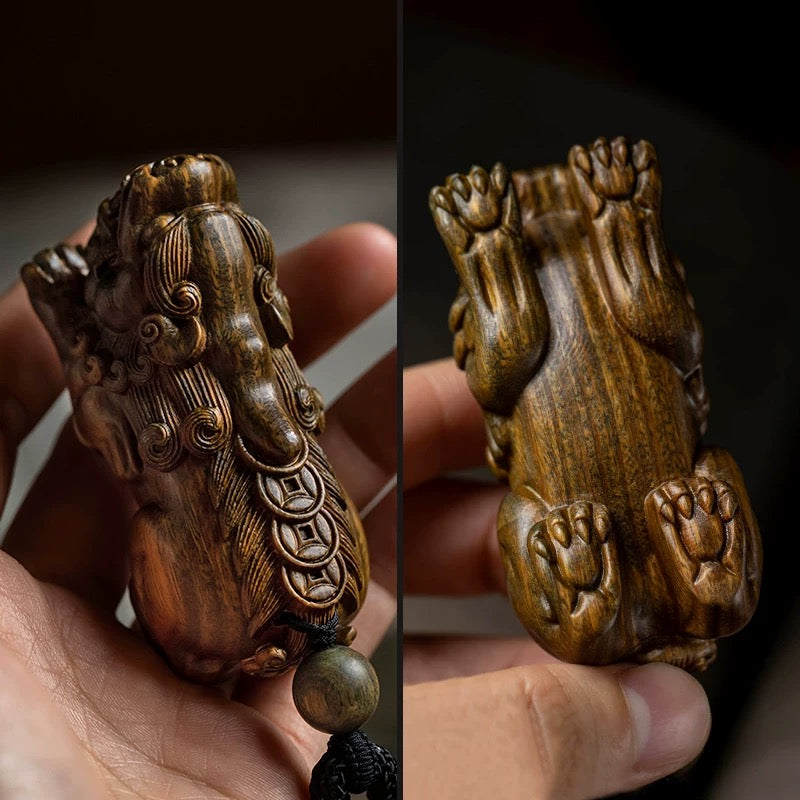 【Obstacle Crusher】Lightning-struck wooden Pixiu to attract wealth, ward off evil and keep safe pendant accessories car pendant