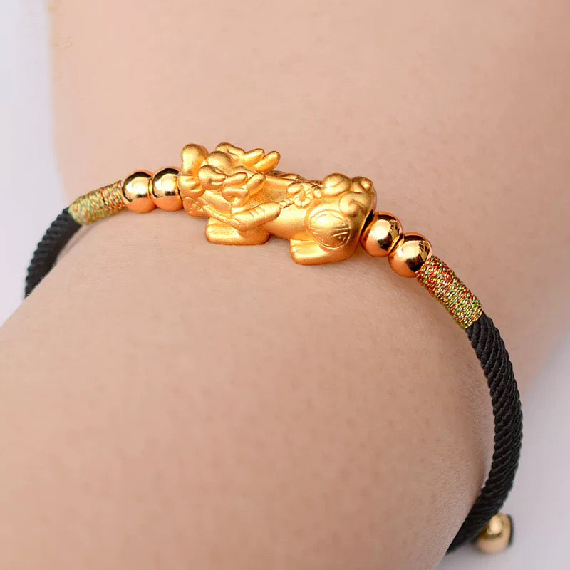 【Super Lucky for Money】Handmade Fortune Pixiu Red String Bracelet (Adjustable)