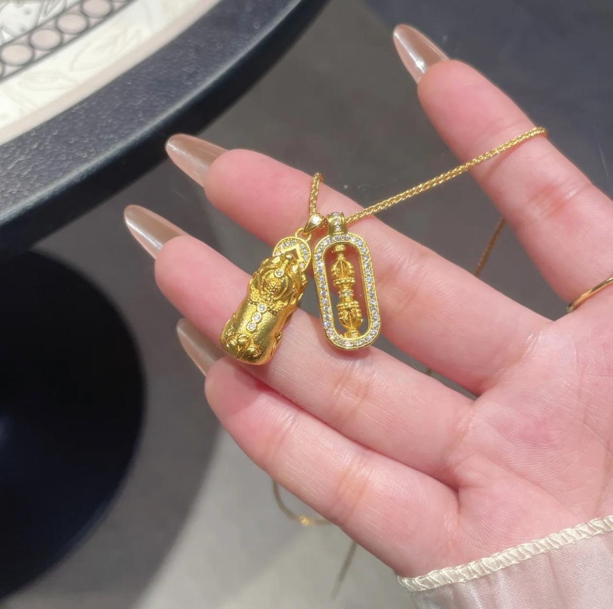【FINAL HOUR!! Reg. 37.99$】Exquisite Feng Shui Pixiu Pendant, New Style Golden Choker Chain, Luxury Gift Rerhy