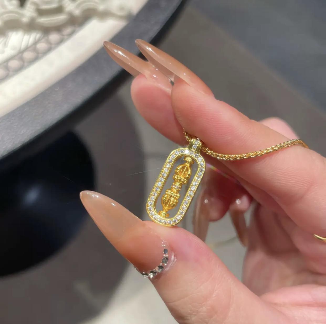 【FINAL HOUR!! Reg. 37.99$】Exquisite Feng Shui Pixiu Pendant, New Style Golden Choker Chain, Luxury Gift Rerhy