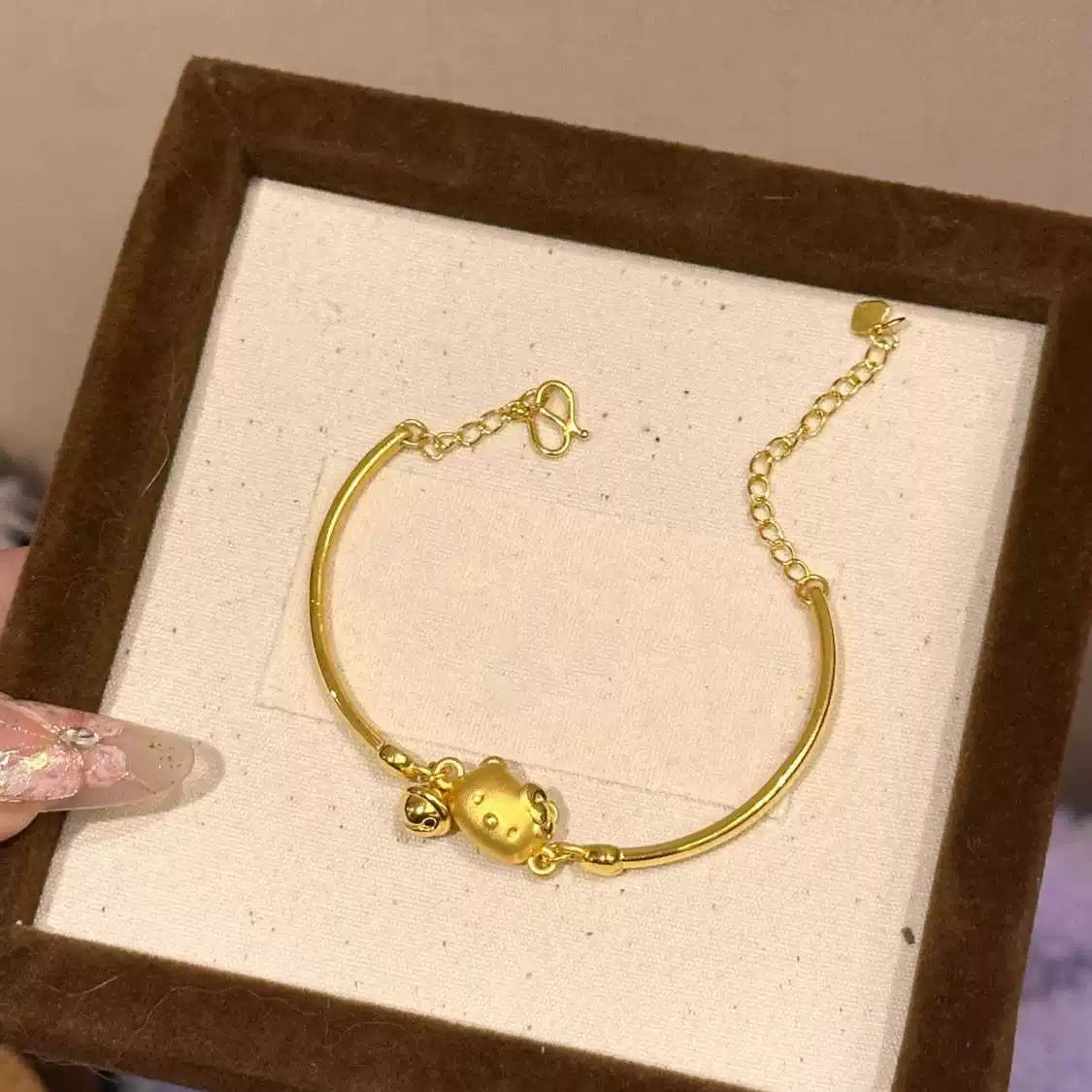 【Today's Low Price 19.99】Gold Plated Hello Kitty Cute Cat Bracelet Pendant Girl Gift Rerhy