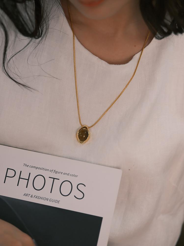 Original Minimalist Retro Light Luxury Design Snake Egg Necklace - Sweater Chain Rerhy